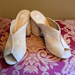 BP. Cream Open Toe slip on sandal 7M